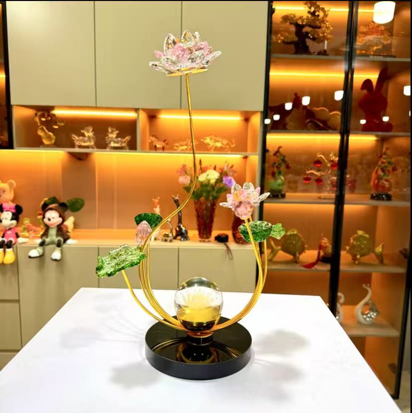轻奢新中式水晶荷花餐厅餐桌定制餐具