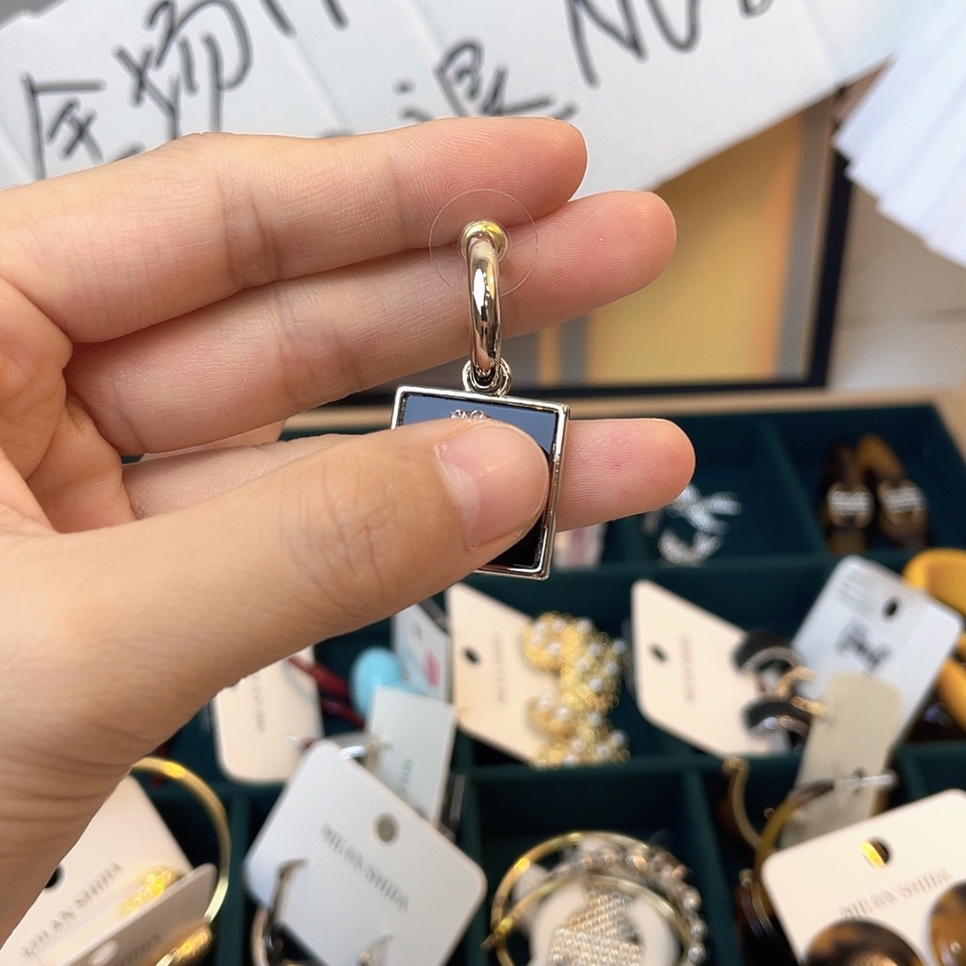 纯铜合金锆石黑方