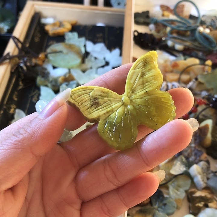 岫玉未镶嵌岫玉挂件