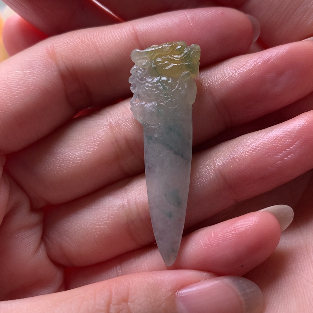 c****定制翡翠未镶嵌龙牙