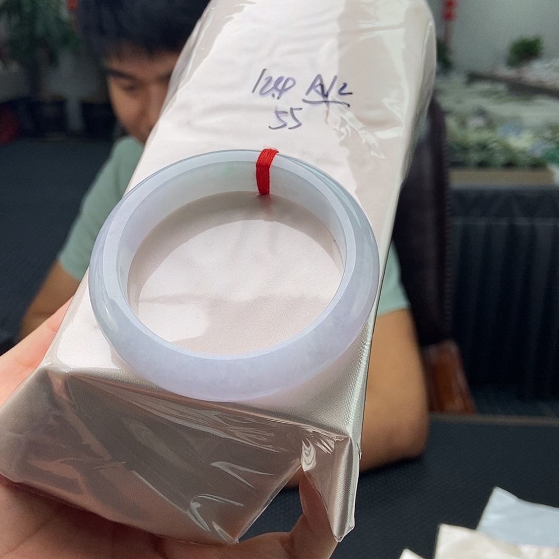 未镶嵌手镯翡翠拍一发一