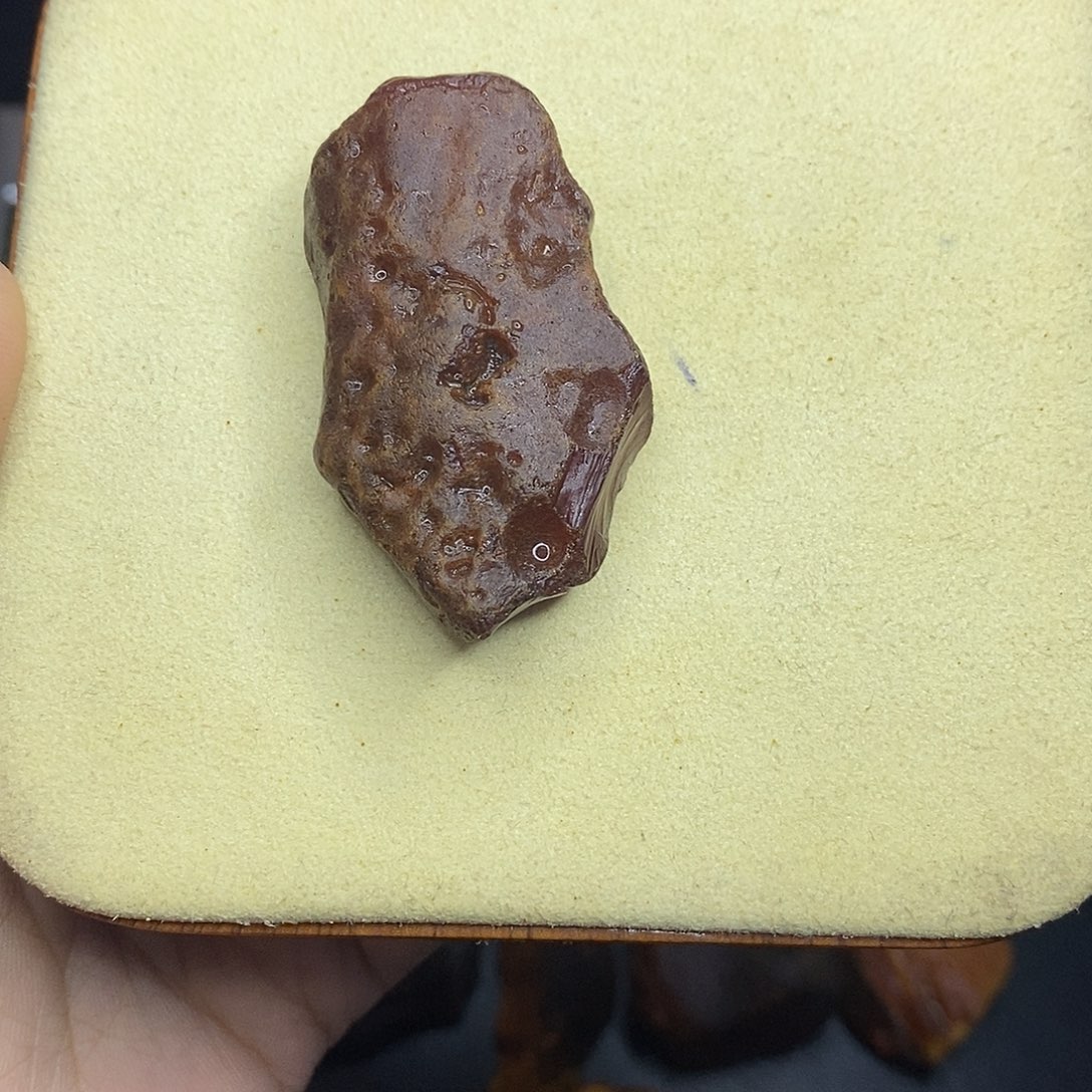 ****、定制蜜蜡未镶嵌梨