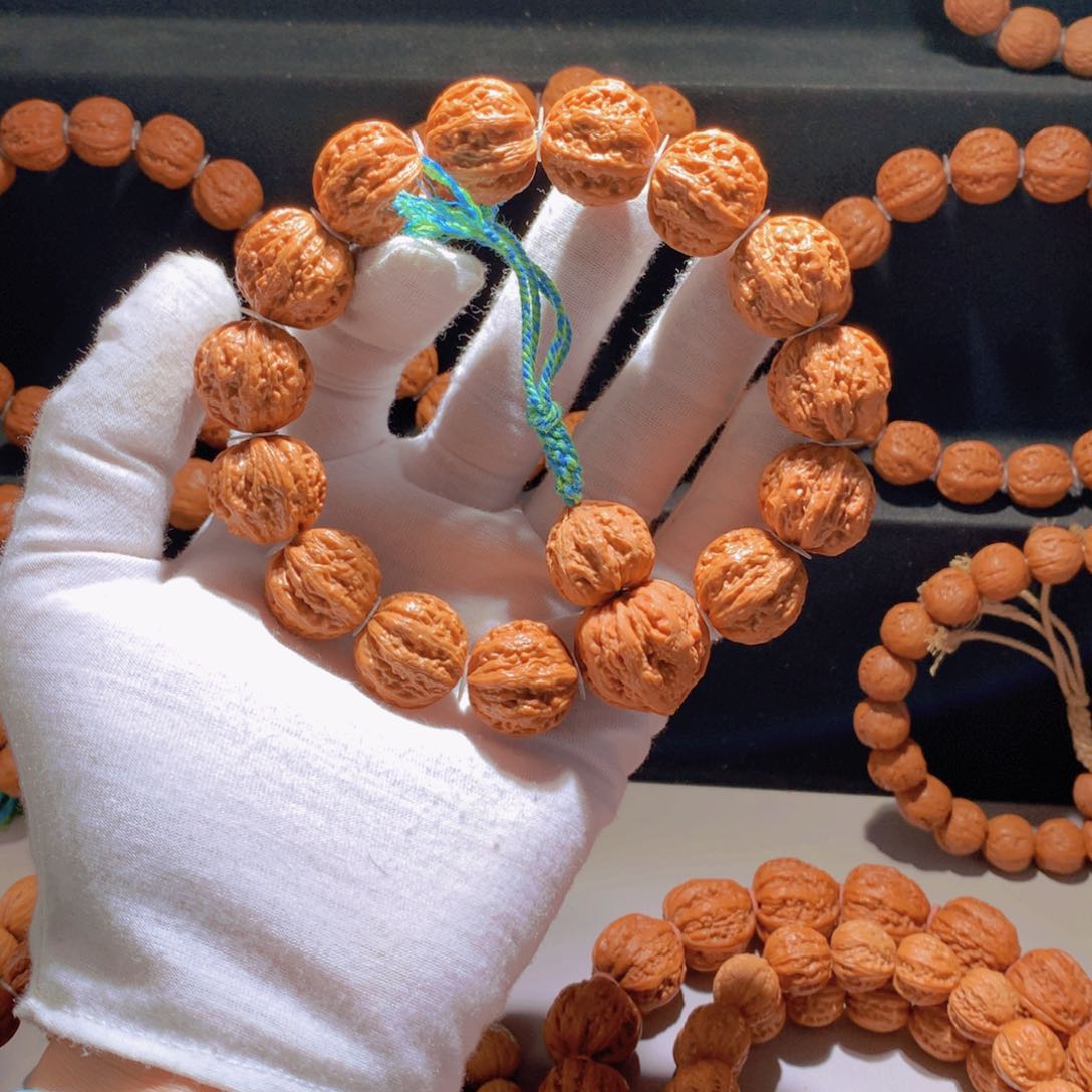 文玩核桃手串嘿****嘿