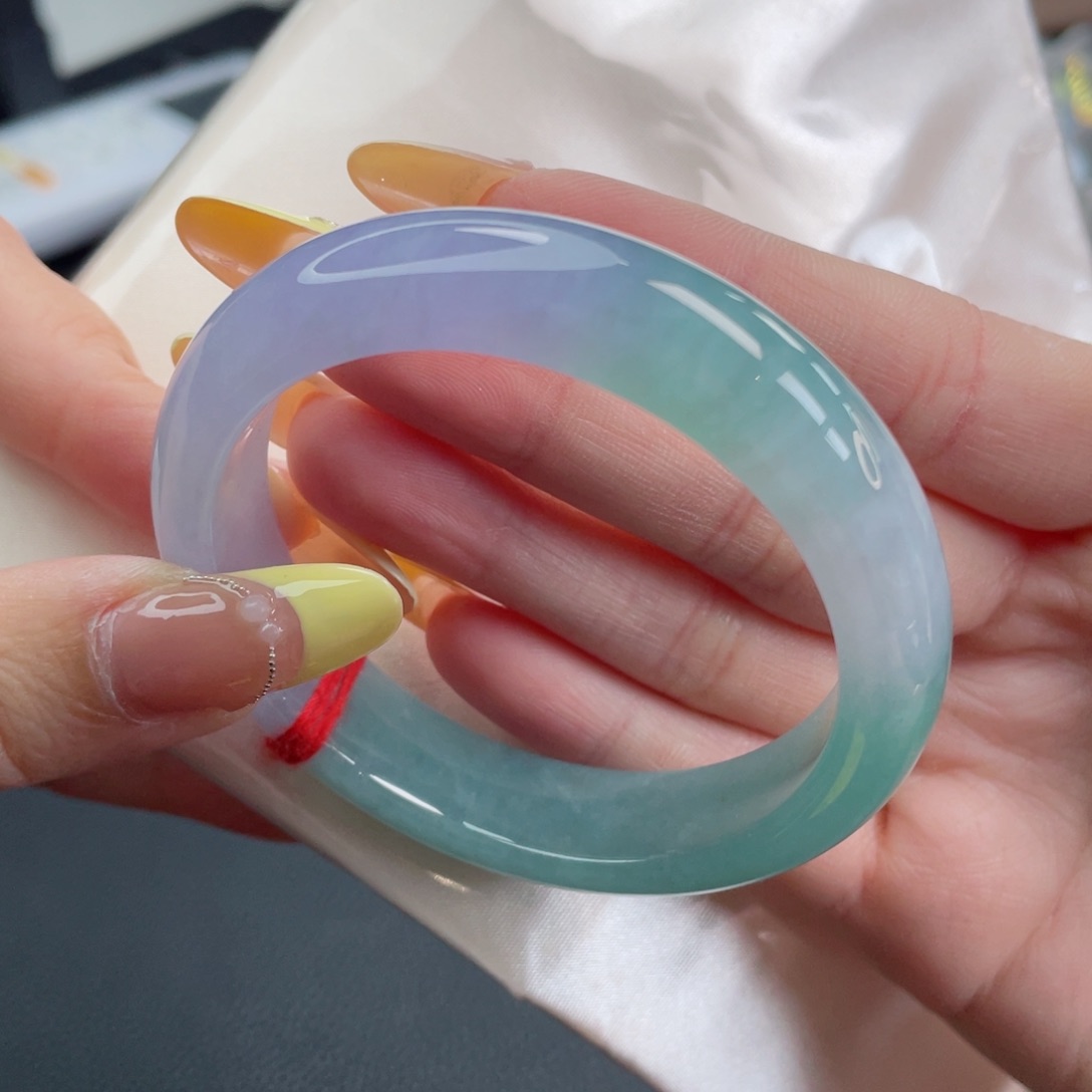 未镶嵌手镯翡翠53.2有紫有绿 一生富裕 鲜艳明媚 27号