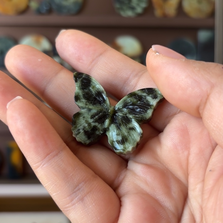 懒***2蛇纹石玉合金颈饰