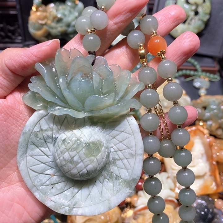 岫玉毛衣链未镶嵌