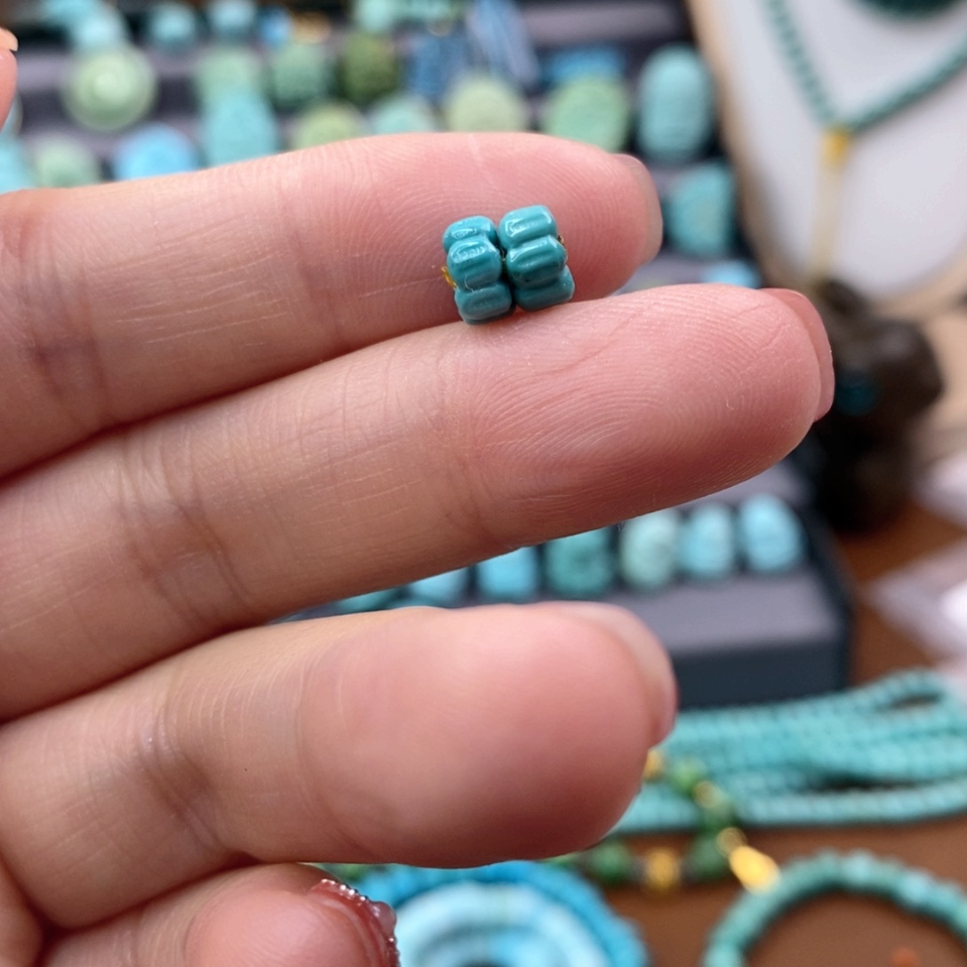 绿松石珠宝奇石未镶嵌