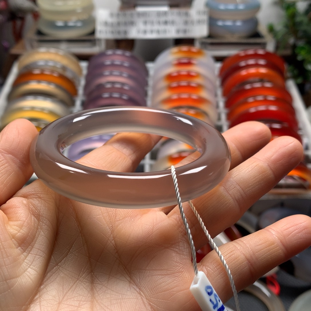 手镯玛瑙/玉髓未镶嵌