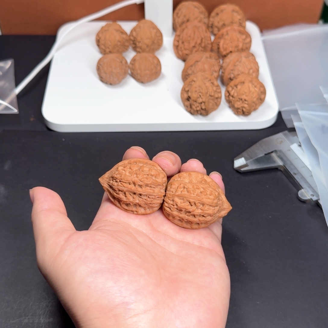 把件文玩核桃36野生鸡心全品（正尖）