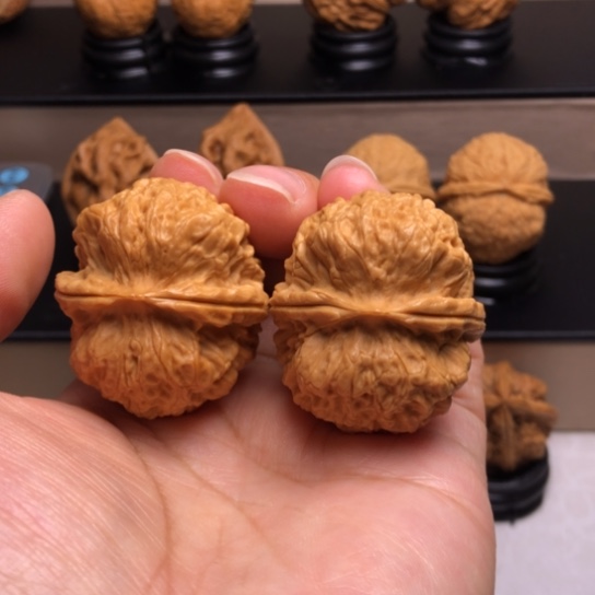 文玩核桃把件麒麟王19