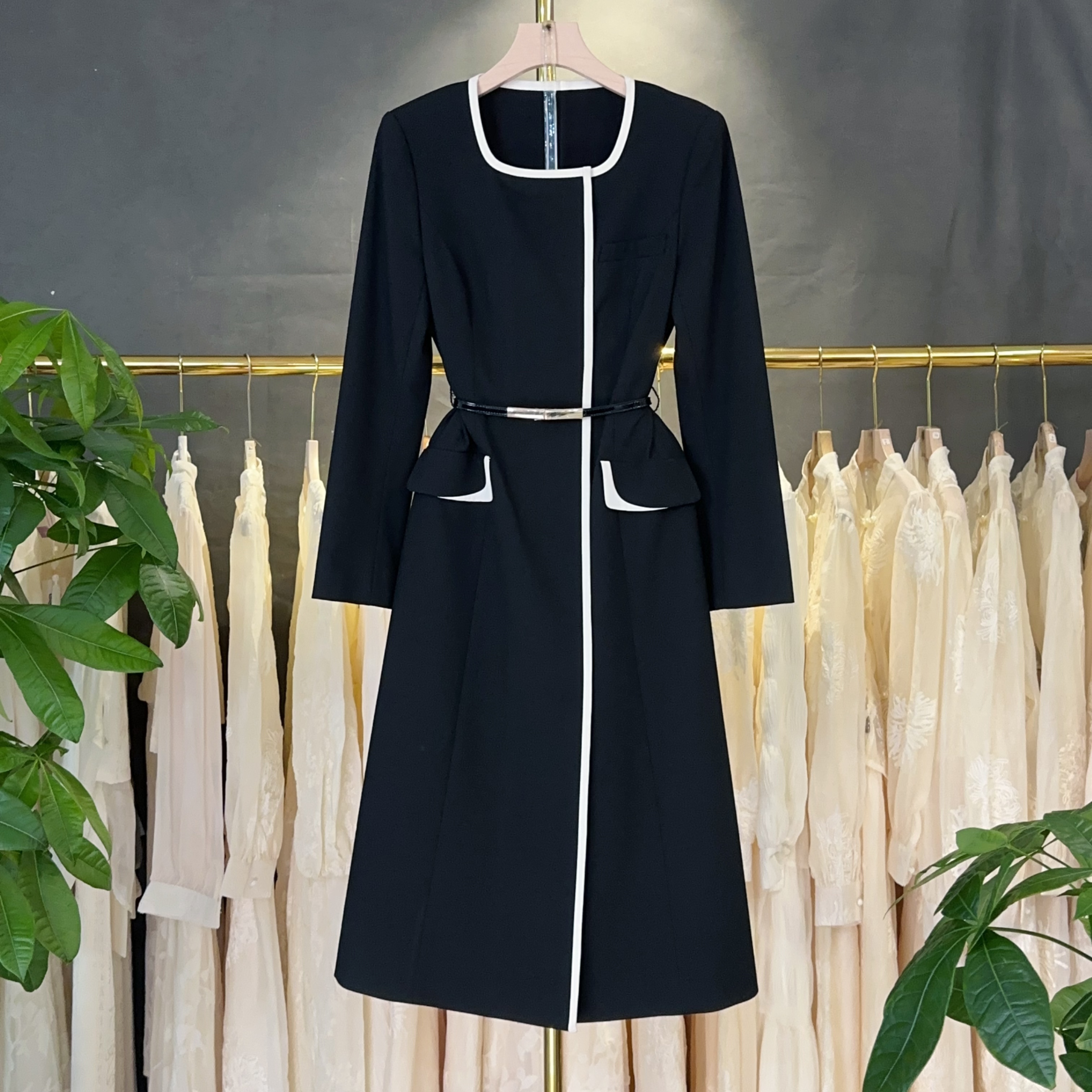 【RG2520】高级感职业装连衣裙黑色2025年时尚气质黑色百搭轻奢裙子