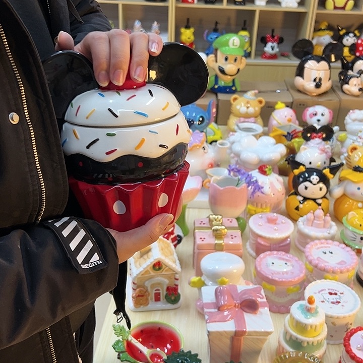 摆件陶瓷等行业的产品