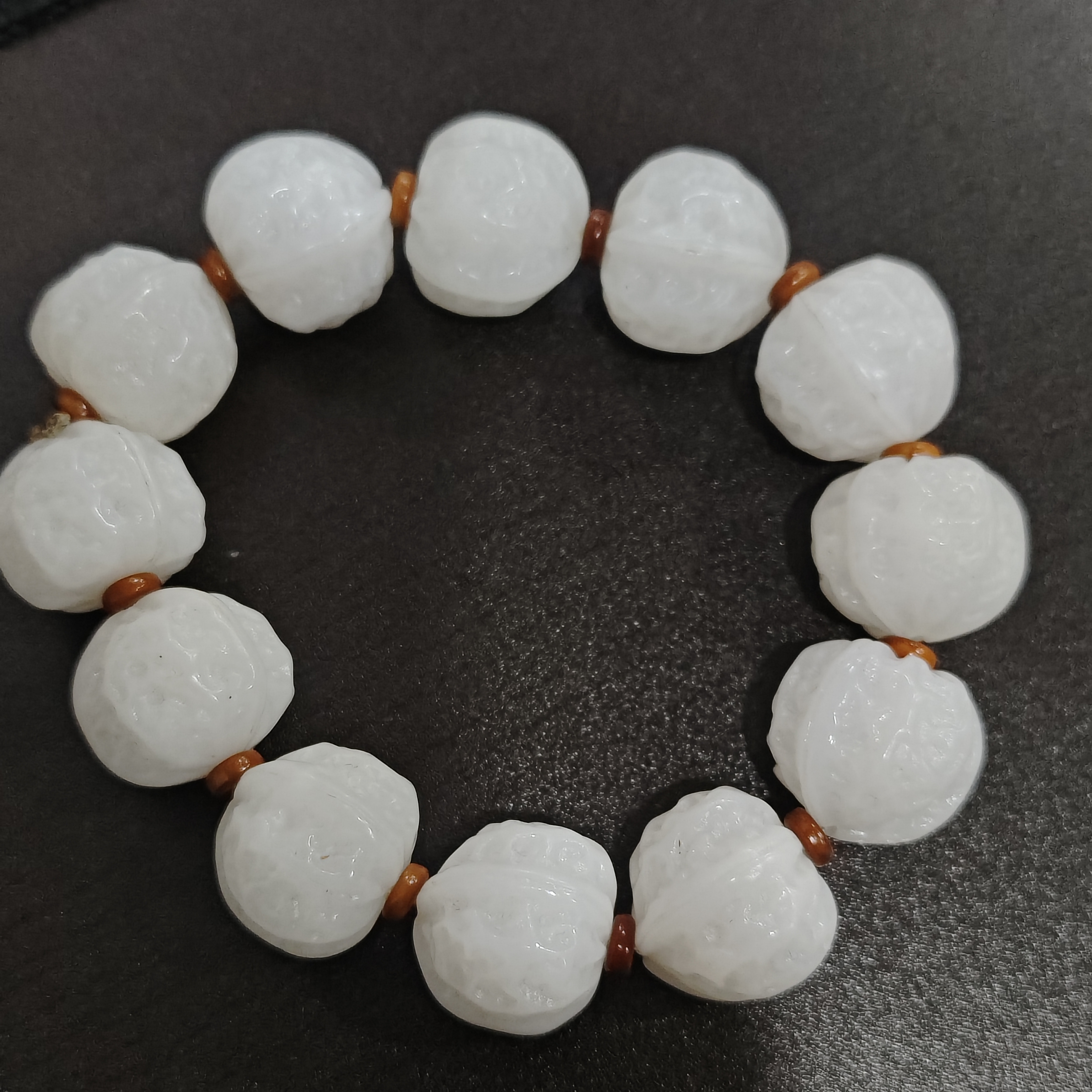 天然和田玉精品手链珠径约20mm