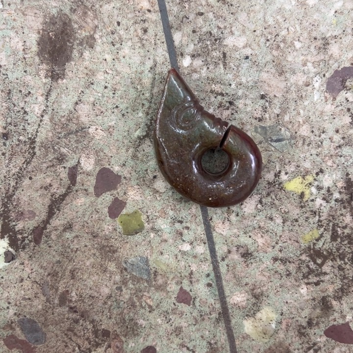 德***师和田玉（青玉）未镶嵌把件