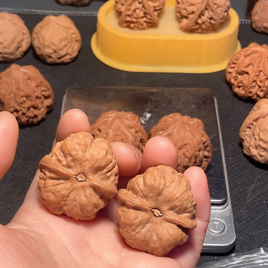 吊坠文玩核桃蛤蟆头手捻36尺