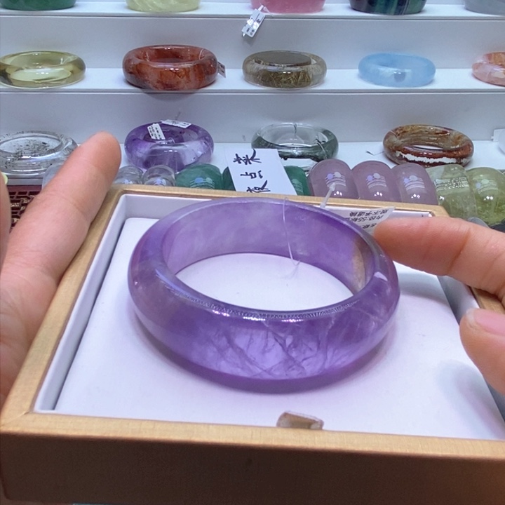 水晶手镯未镶嵌55口