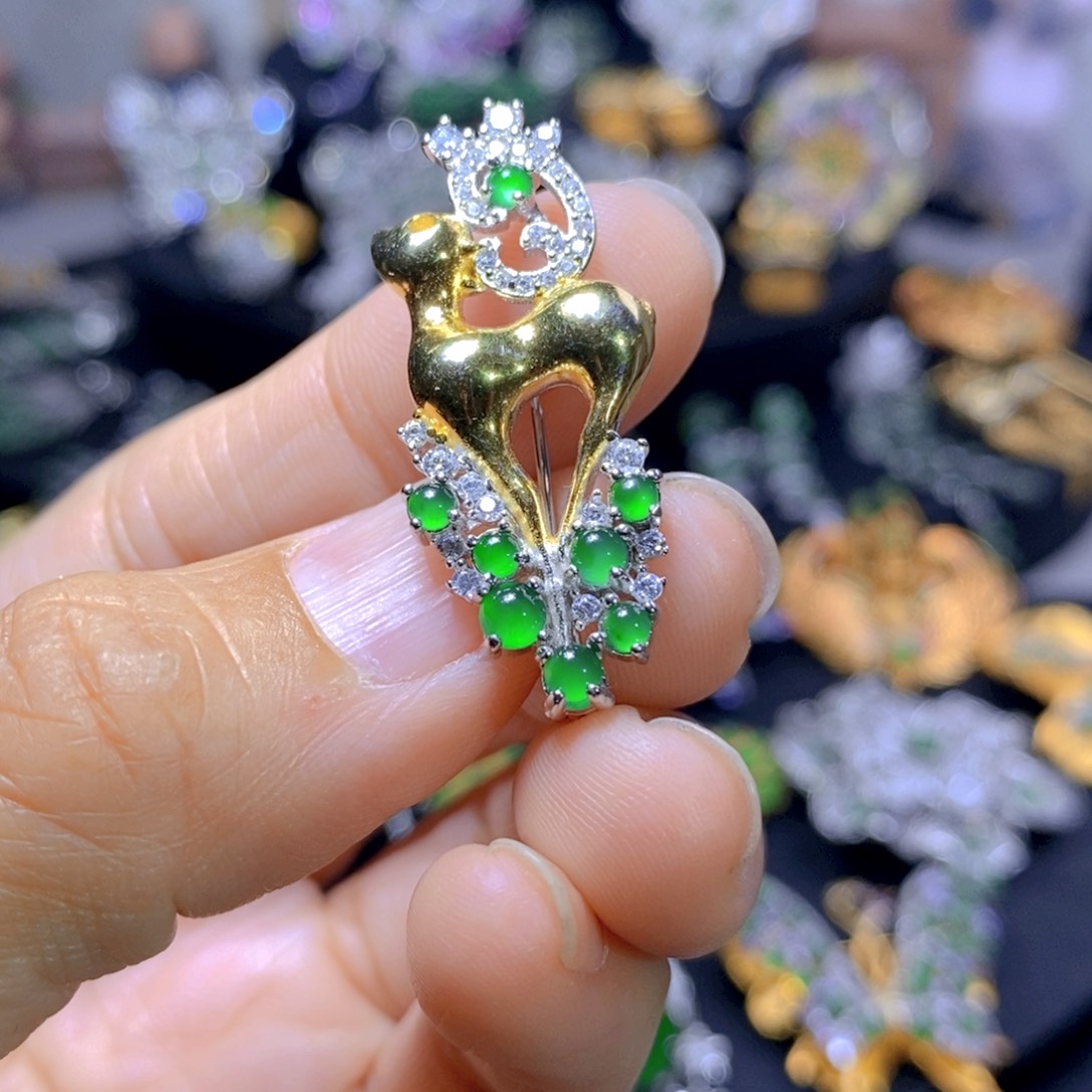 翡翠耳钉银S925镶嵌天然翡翠