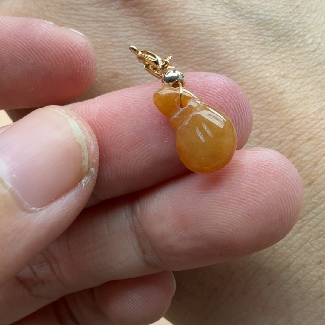 翡翠未镶嵌颈饰13