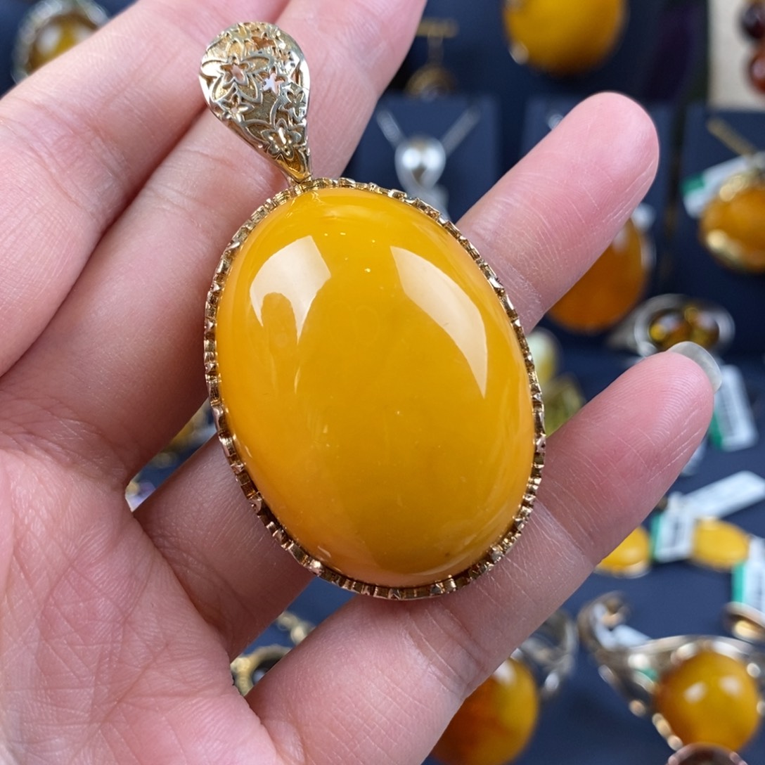 琥珀颈饰银S925镀金镶嵌