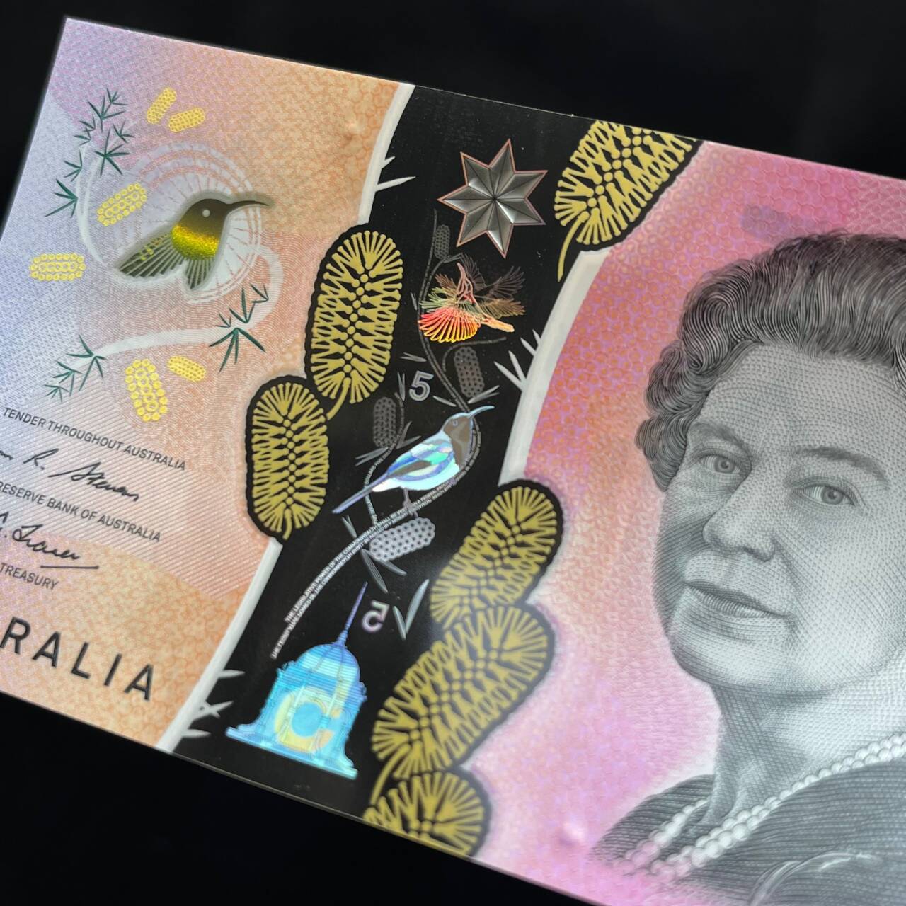 澳大利亚5澳圆塑料钞 女王 大洋洲外国钱币全新UNC