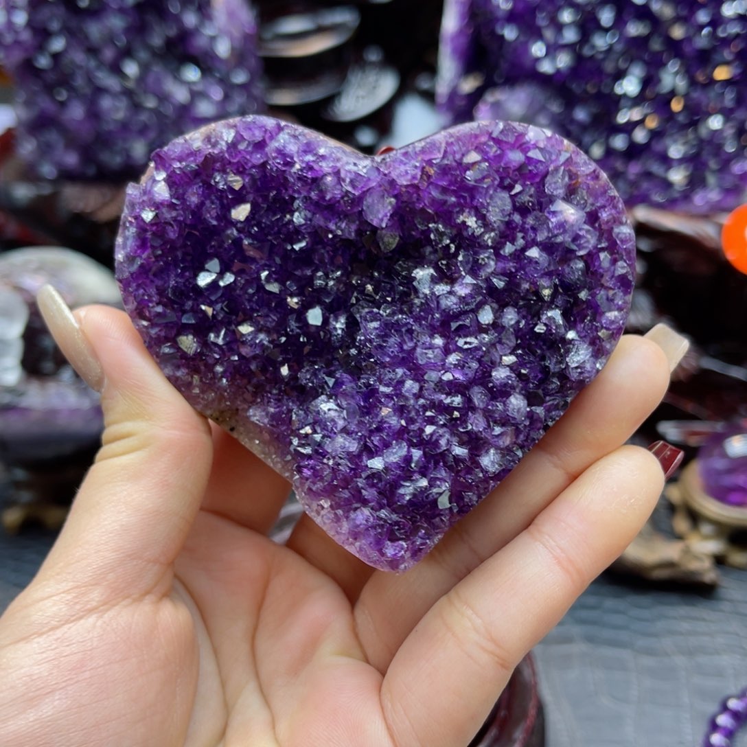 紫晶大型摆件（非配饰）未镶嵌