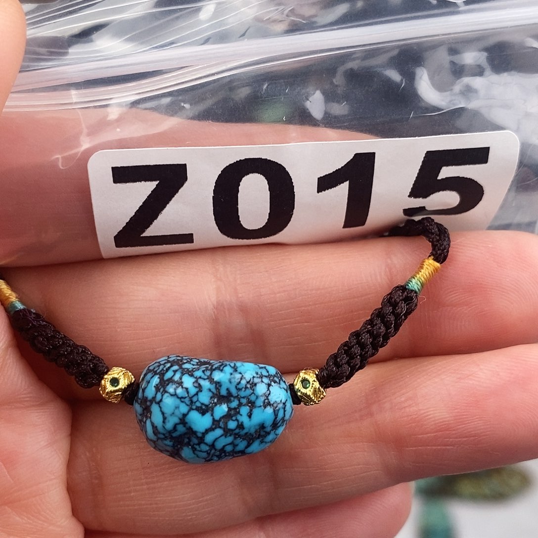 绿松石未镶嵌原矿