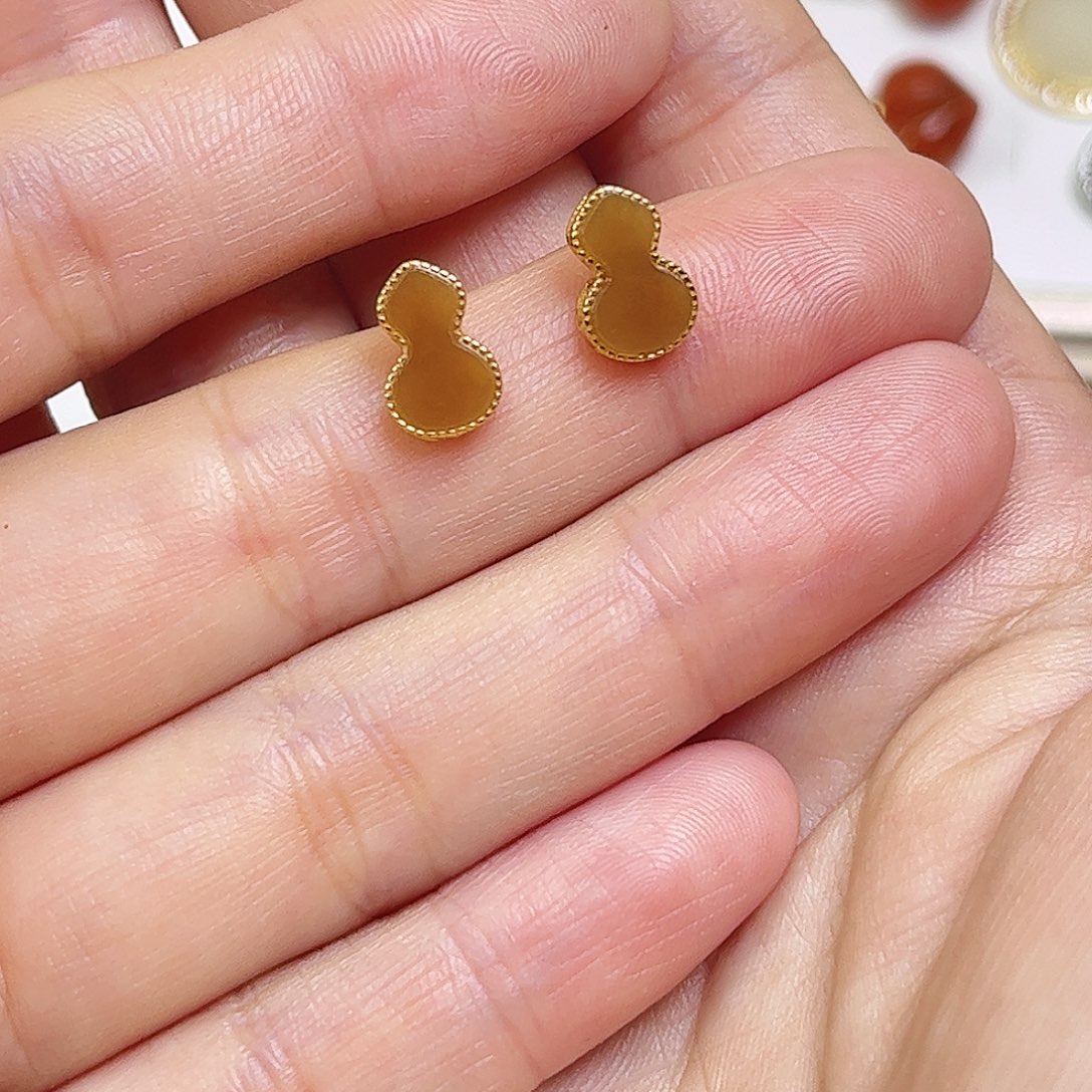 和田玉银S925镶嵌耳饰