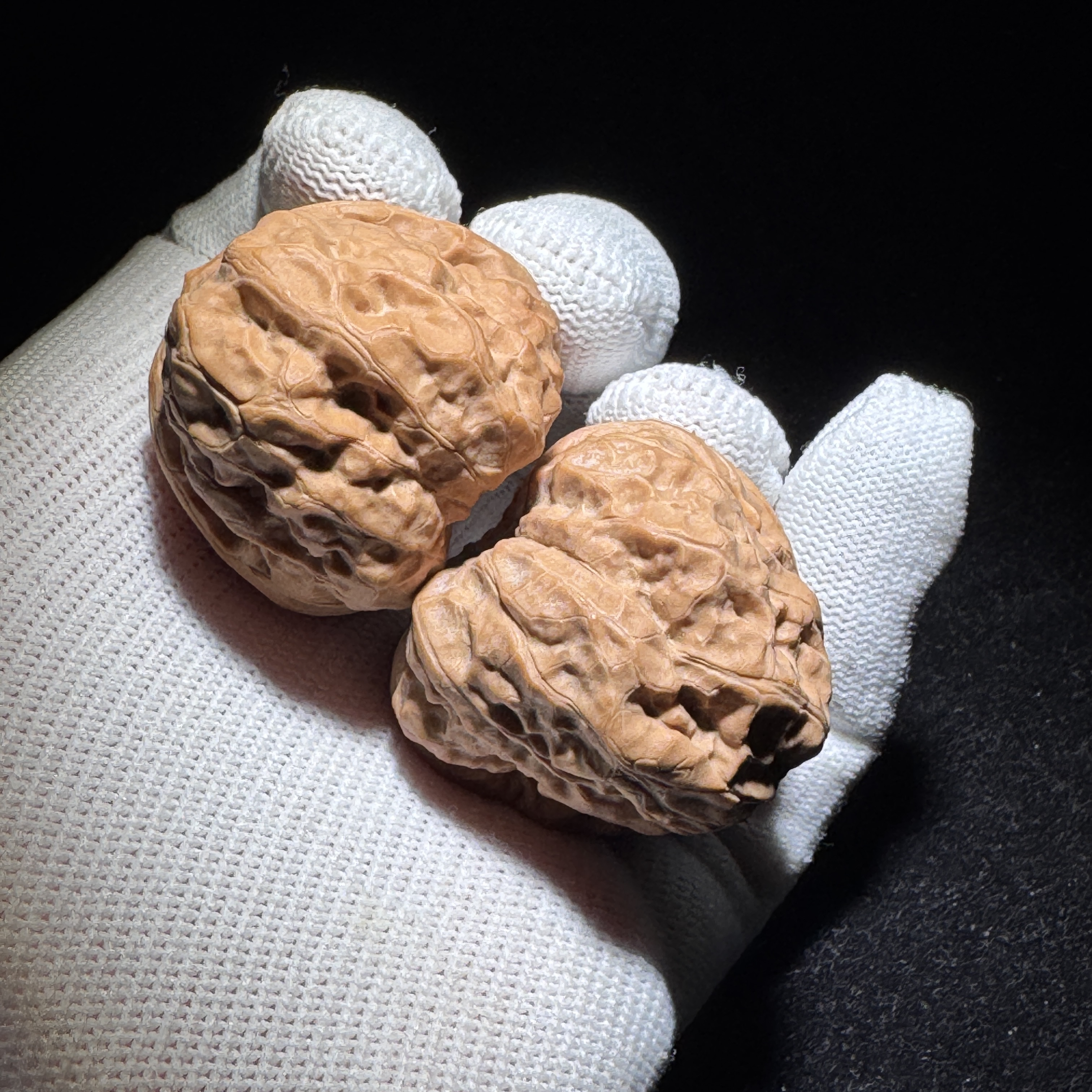 317白茬水晶皮蛤蟆头文玩核桃实物拍摄 尺寸:边36肚40高31