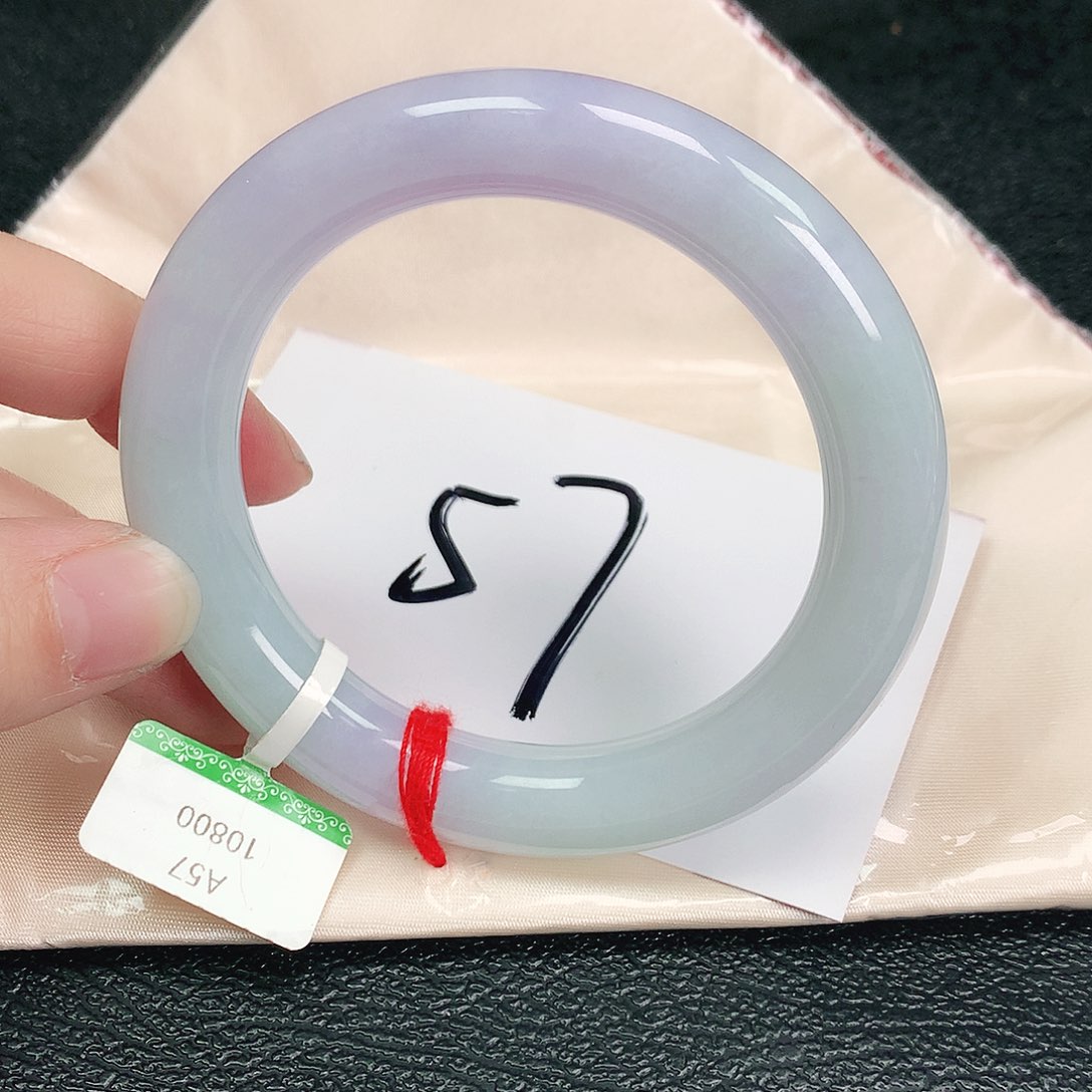 翡翠手镯未镶嵌57圆