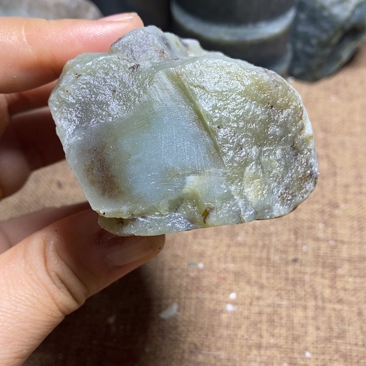 和田玉（糖玉）未镶嵌挂件