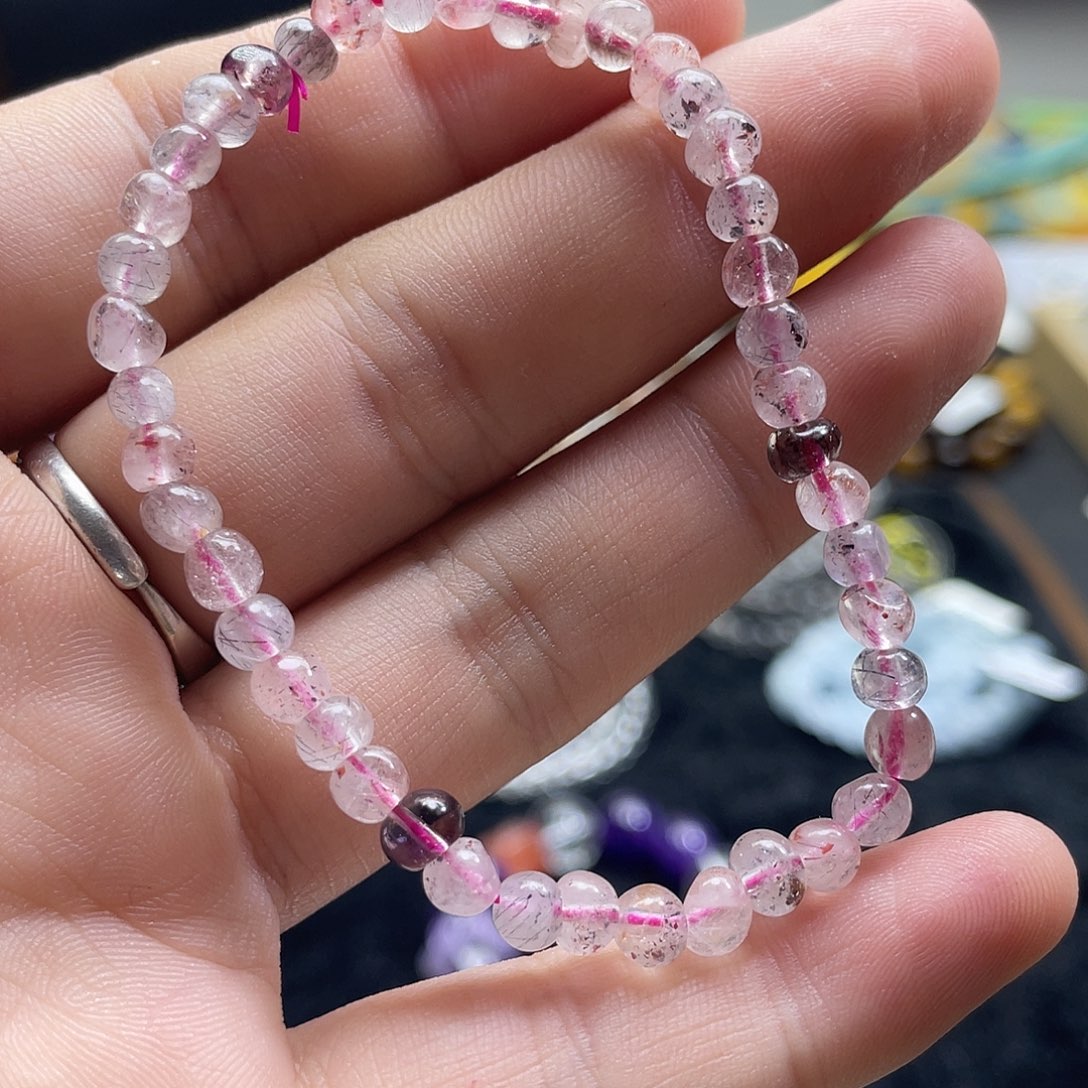 手链未镶嵌水晶水晶手链