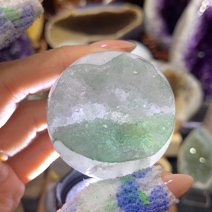 未镶嵌大型摆件（非配饰）水晶