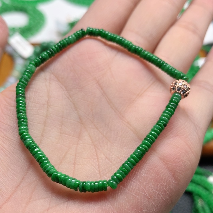 翡翠未镶嵌手链翡翠