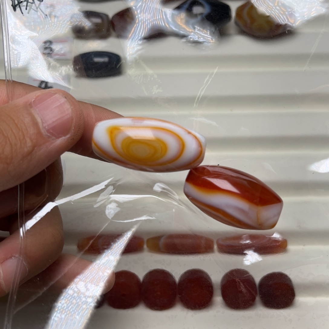 玛瑙/玉髓颈饰合金