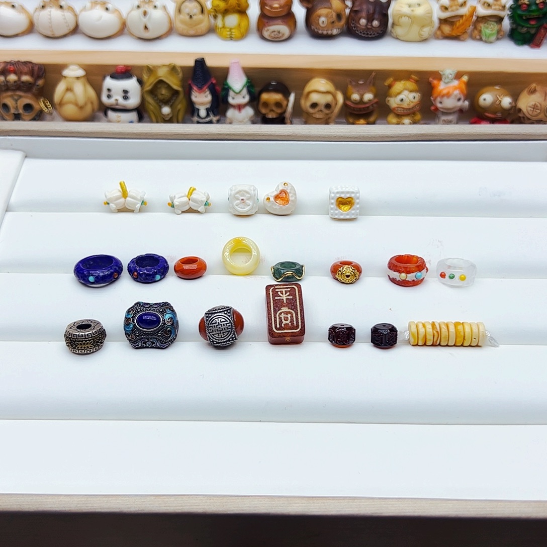 树脂制品手工打磨配饰