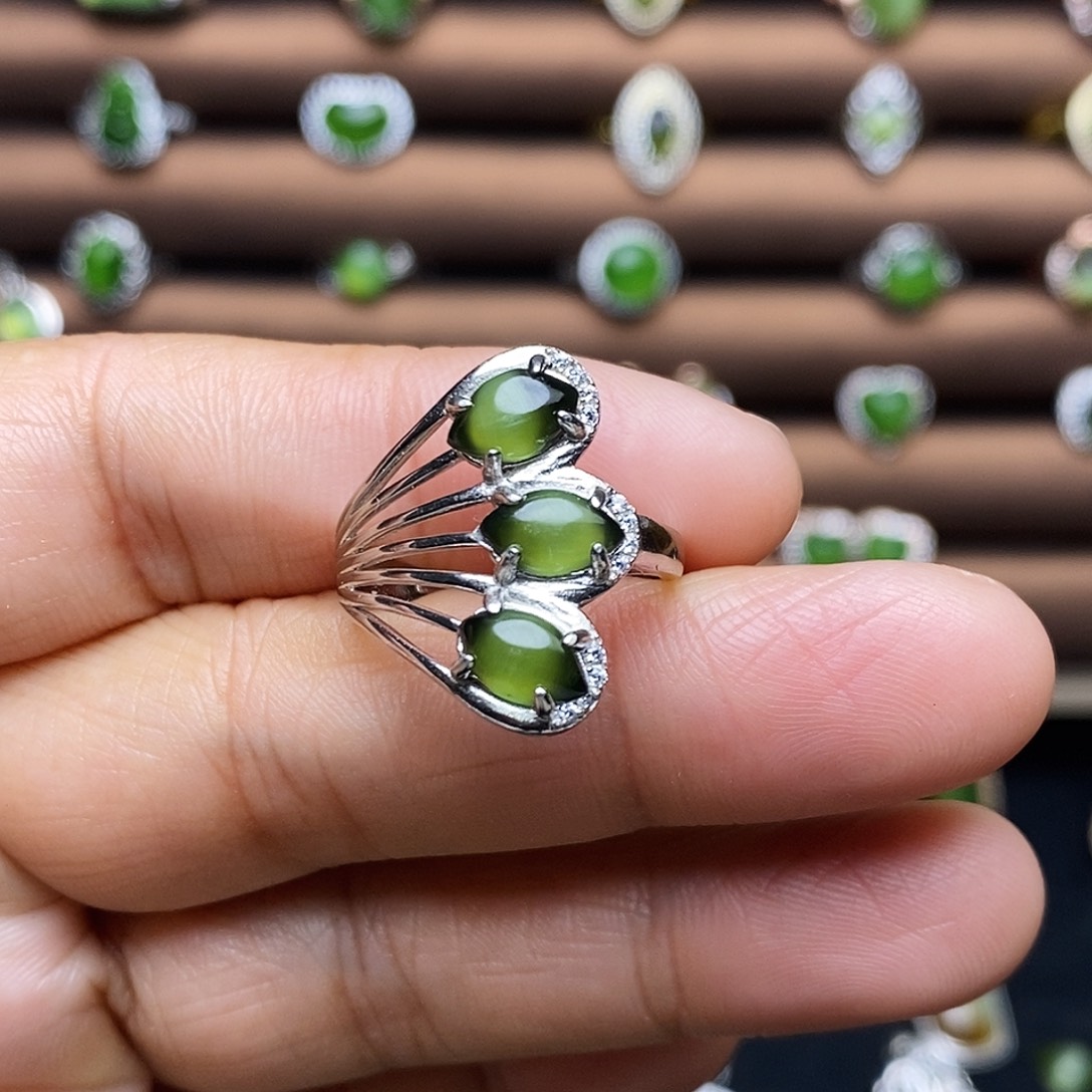 吊坠(不含链)银S925镶嵌和田玉（碧玉）戒指