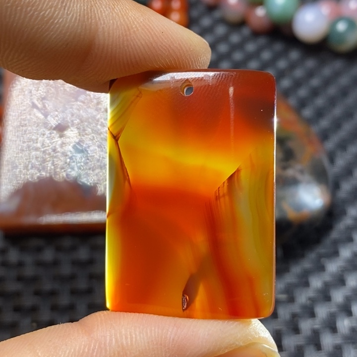 玛瑙/玉髓颈饰未镶嵌雲*虎