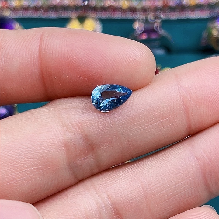 海蓝宝石裸石未镶嵌超圣