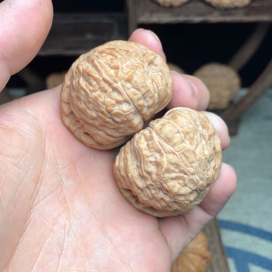 文玩核桃把件以**眸42毕业高货南瓜墩