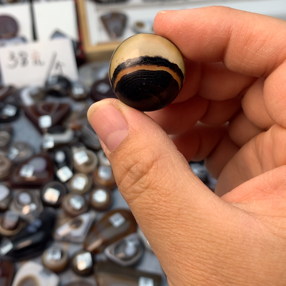 冯***宝玛瑙/玉髓散珠缠丝玛瑙