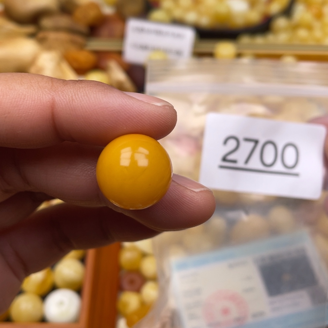 琥珀珠宝奇石未镶嵌王*擦