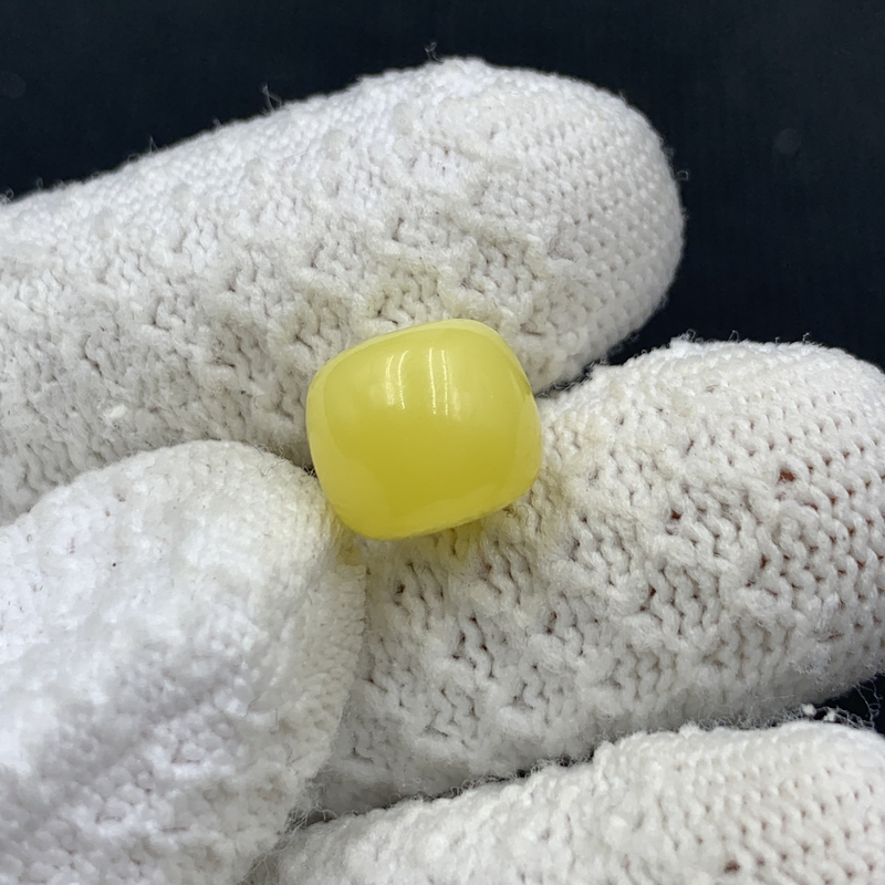 X1170保真原矿俄料尺寸12*10.5mm蜜蜡单颗老型单珠隔珠微瑕放漏