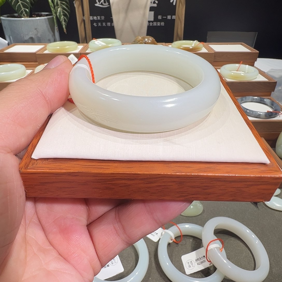 和田玉手镯未镶嵌@***果