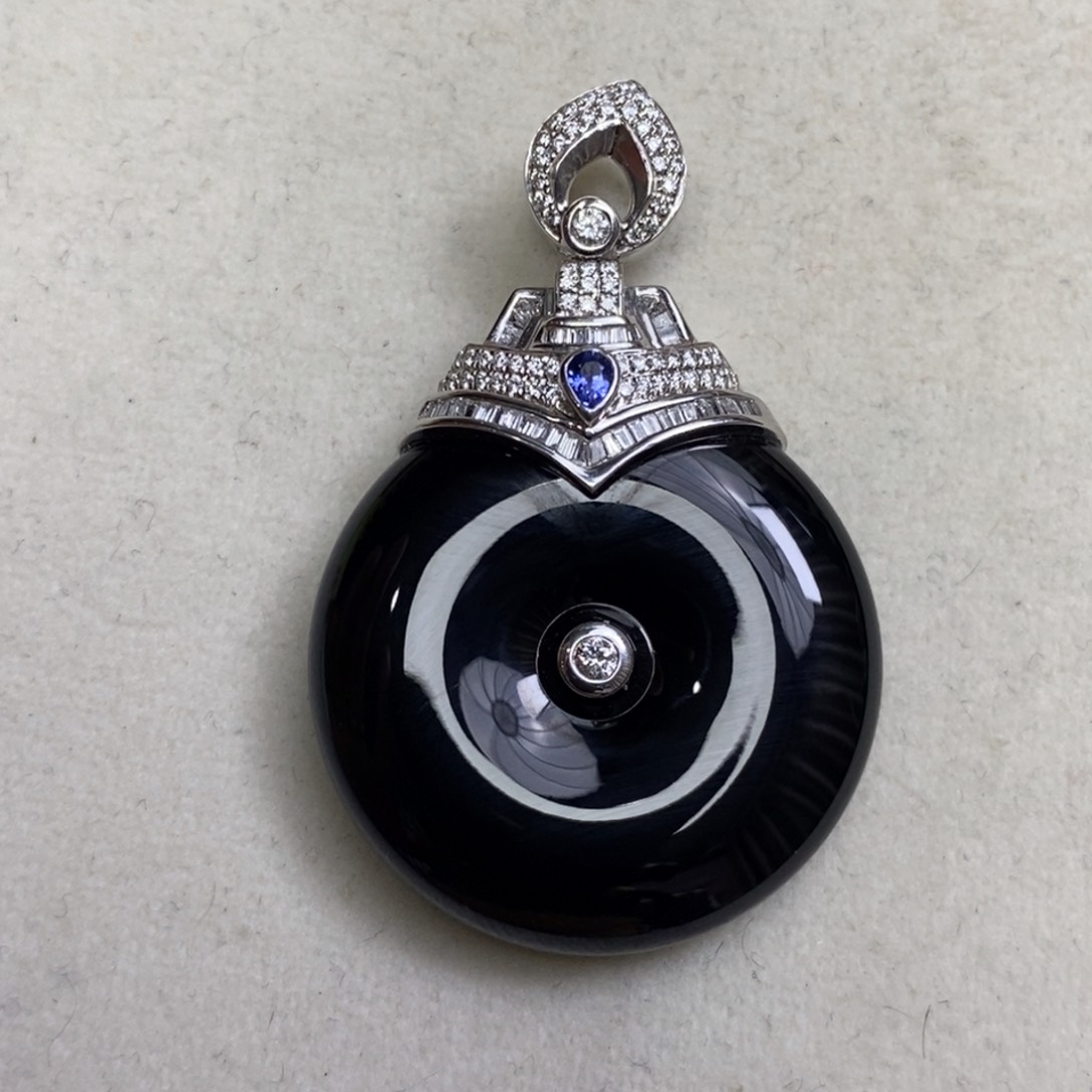 翡翠颈饰18K金镶嵌用****8墨翠吊坠