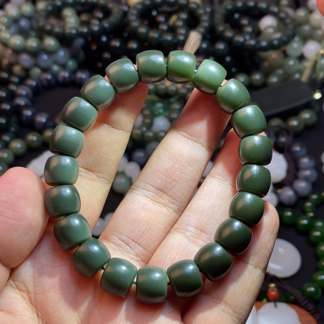 和田玉手串未镶嵌