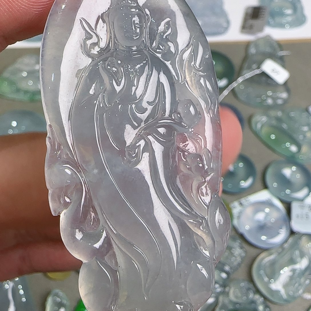 颈饰未镶嵌翡翠    