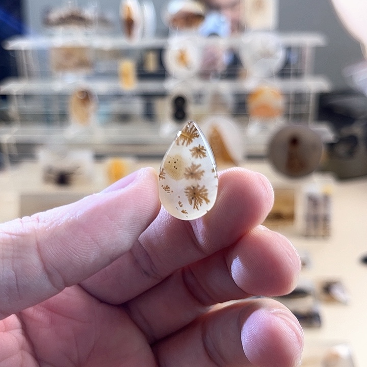 玛瑙/玉髓未镶嵌吊坠(不含链)