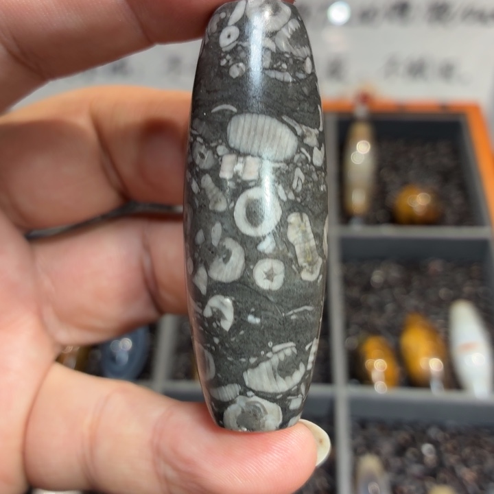 玛瑙/玉髓散珠136