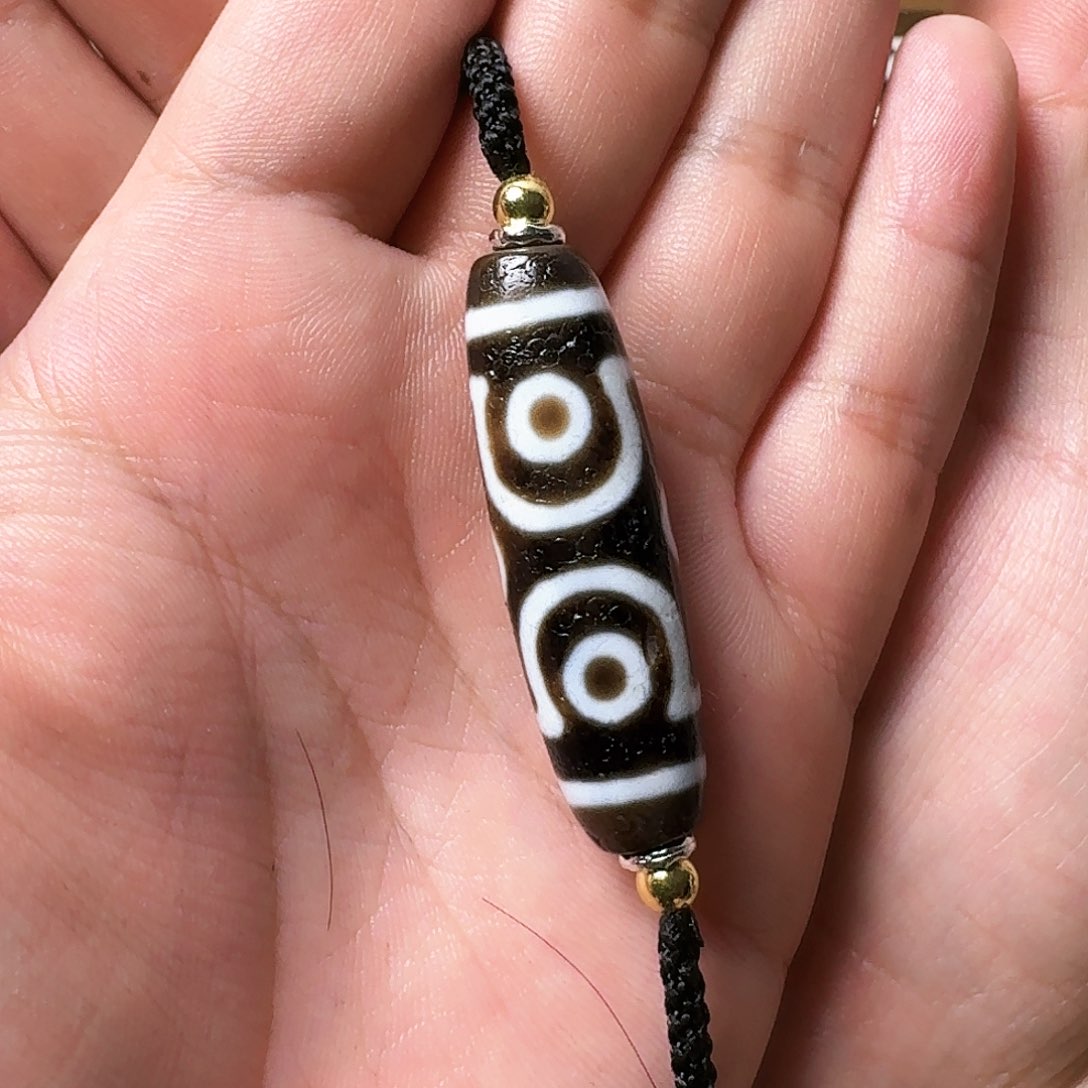 玛瑙/玉髓颈饰未镶嵌N****、