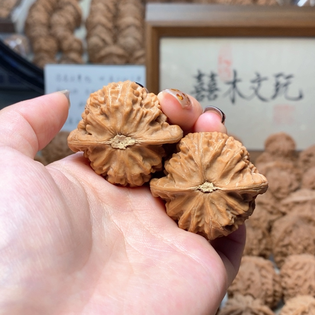 ㅤ***烧把件文玩核桃1111111111111111